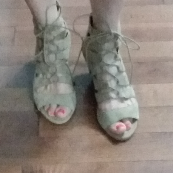 Sam Edelman caged lace-up wedge heels sandals - Picture 6 of 6